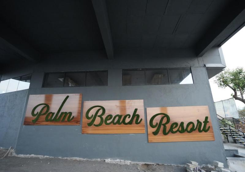 Palm Beach Resort Valsad 外观 照片